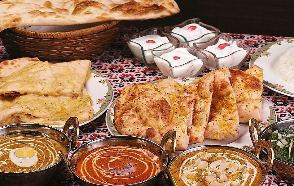 福岡市中央区のインド料理 ネパール料理 インドレストラン クマリ Span 40種類のスパイスたっぷりの本格カレーと熱々ﾓﾁﾓﾁのナン Span 美容室からグルメまで福岡エリアにある人気店を紹介するデイナビのブログ