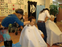 心斎橋のヘアーサロン・出張サービス【Hair&Make　OFFICE TANIE】<span>出張サービス を承っております。</span>